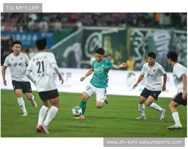 足球比赛中的变化球与战术多样化技巧